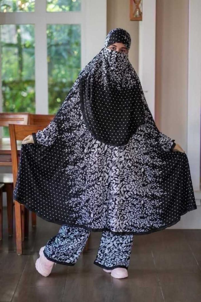 খিমার প্লাজু সেট